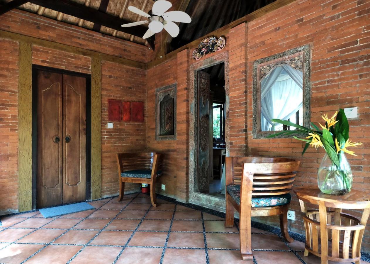 HIDDEN HEAVEN Rumah Barong Jasri Bagian luar foto